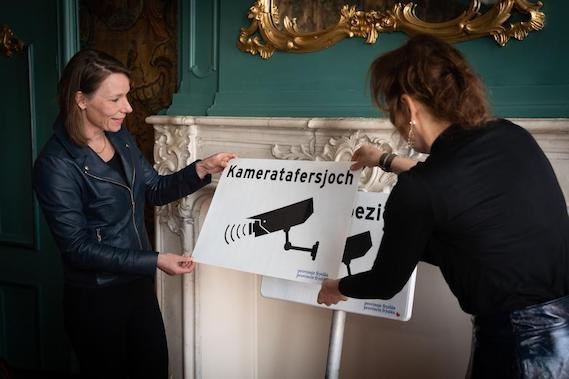 Bericht Minister Bruins Slot ondertekent Zichtbaarheidsakkoord Friese taal bekijken